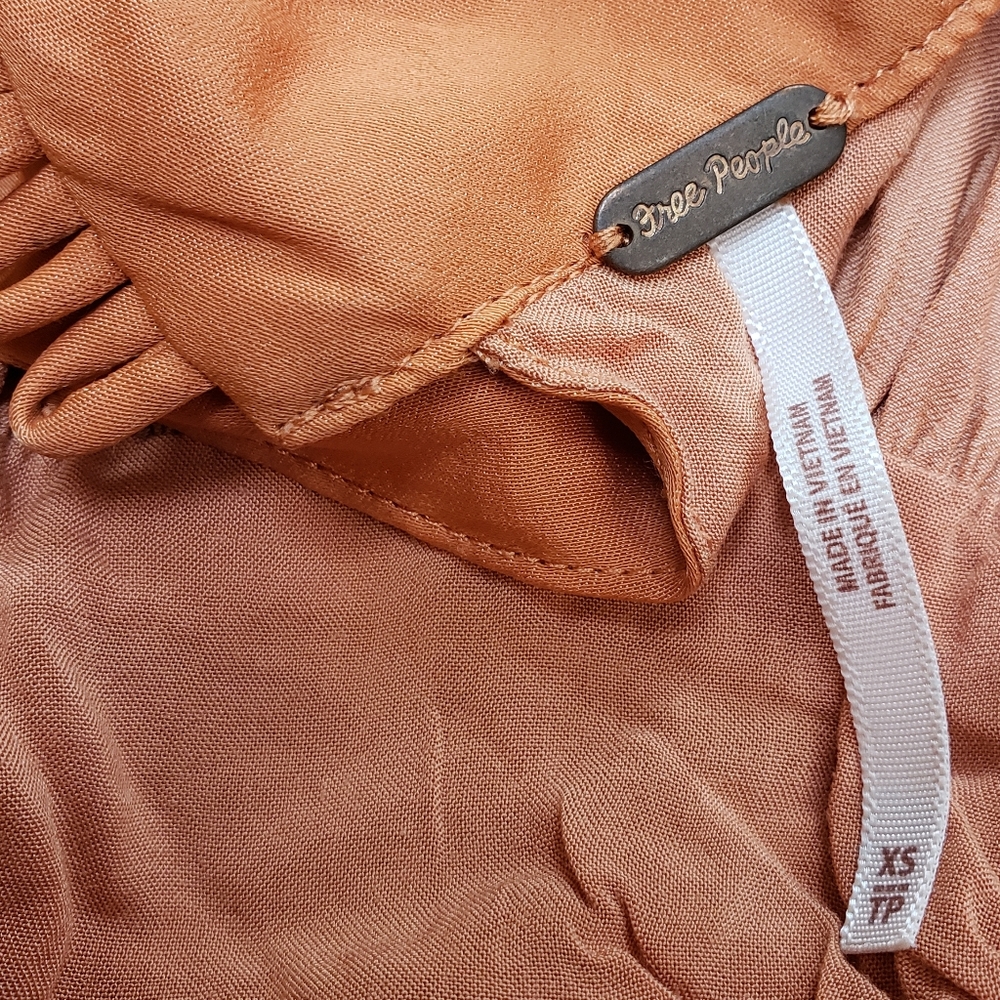 XS Free People Piper Backless Crop, Long Sleeve in Mango/ Dusty Orange - Picture 13 of 16